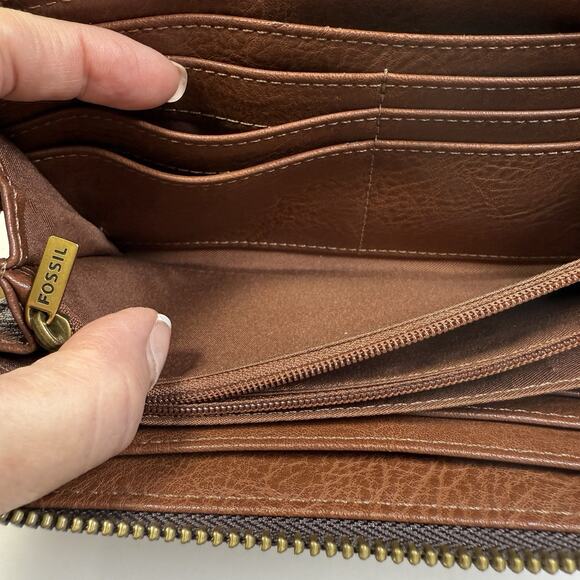 Fossil Logan RFID Stripe Zip Around Wallet Full Size Brown Black Logo Neutral - Picture 6 of 13